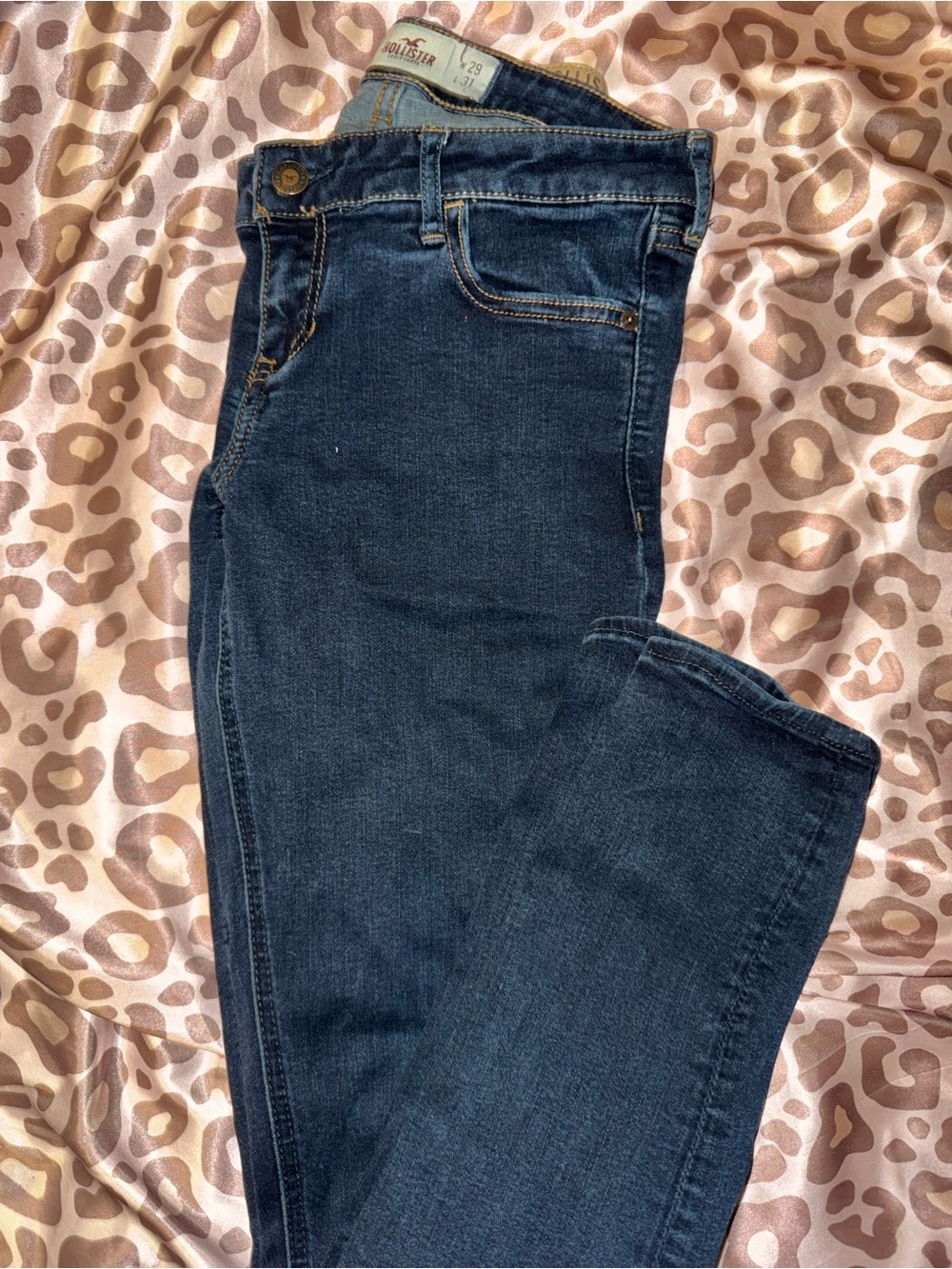Hollister Women's Skinny Jeans in Dark Indigo